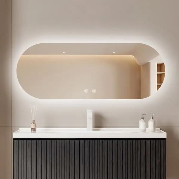 Anuncio estático de Meta: un espejo LED en un baño